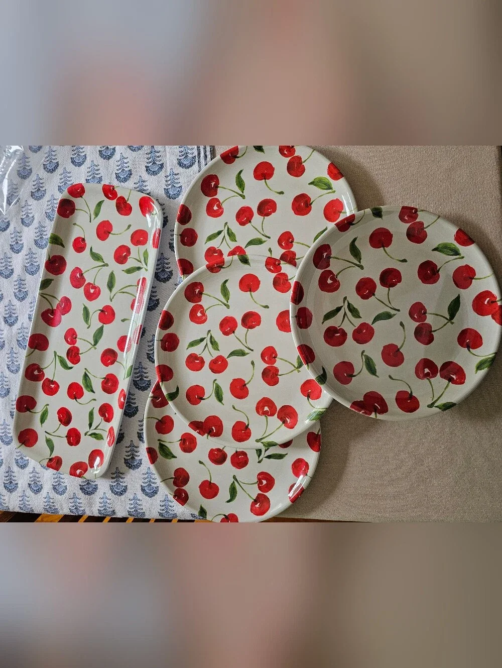 NWT: Set of Cupcakes & Cashmere Cherries Melamine Tray and 4 Plates